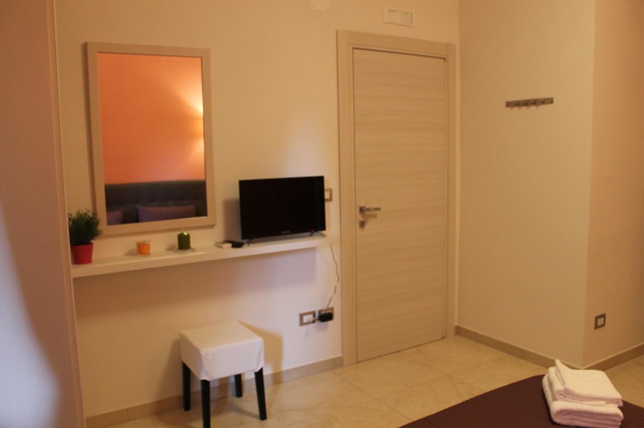 Sea Garden Rooms Termoli Esterno foto