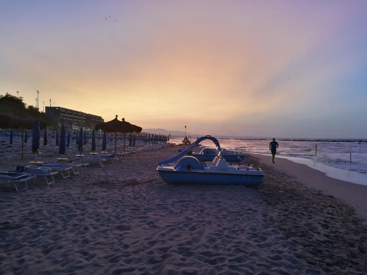 Sea Garden Rooms Termoli Esterno foto